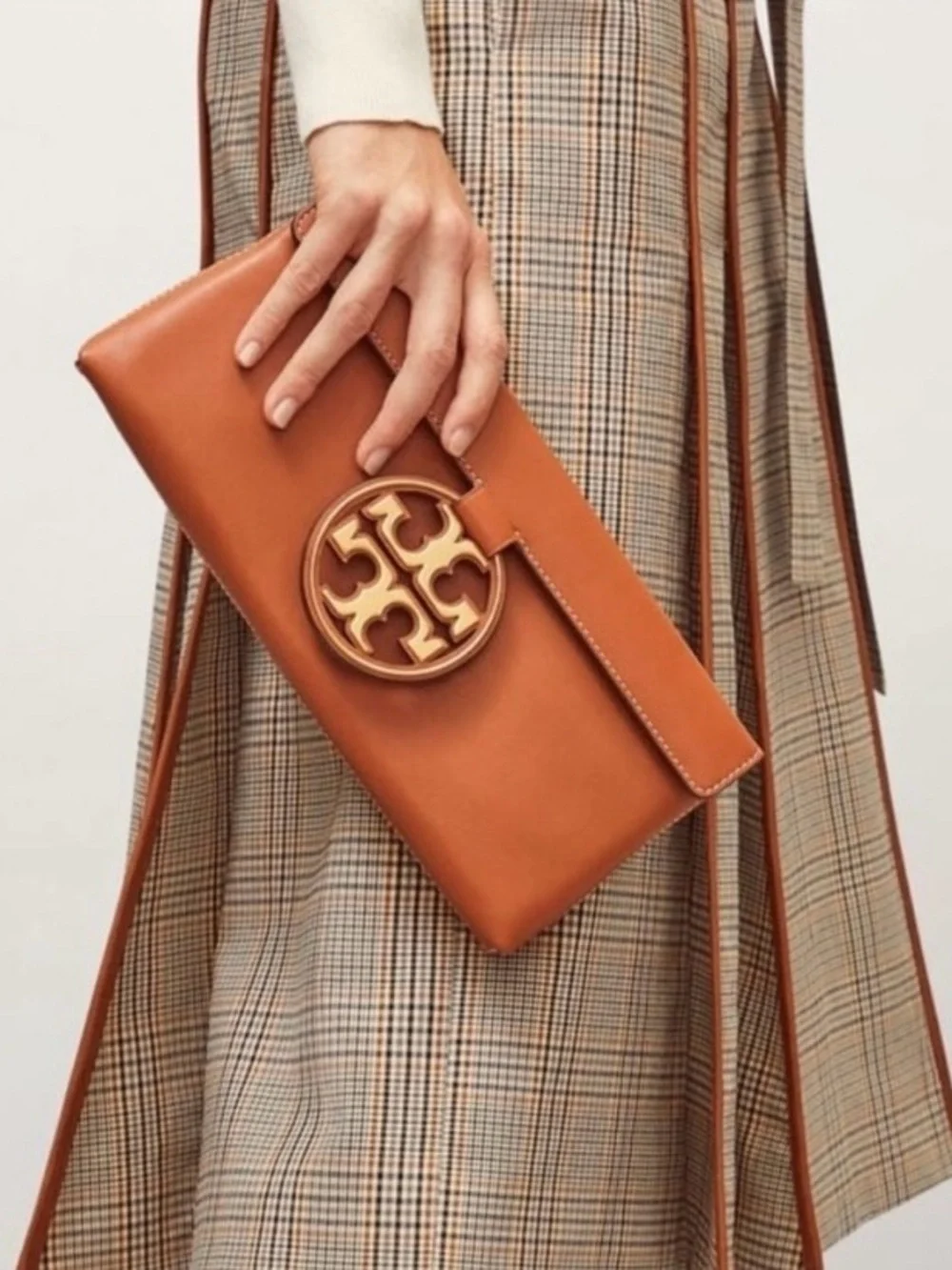 Tory Burch Miller Metal clutch Aged camello